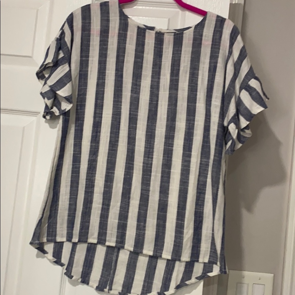Striped top with ruffled sleeves